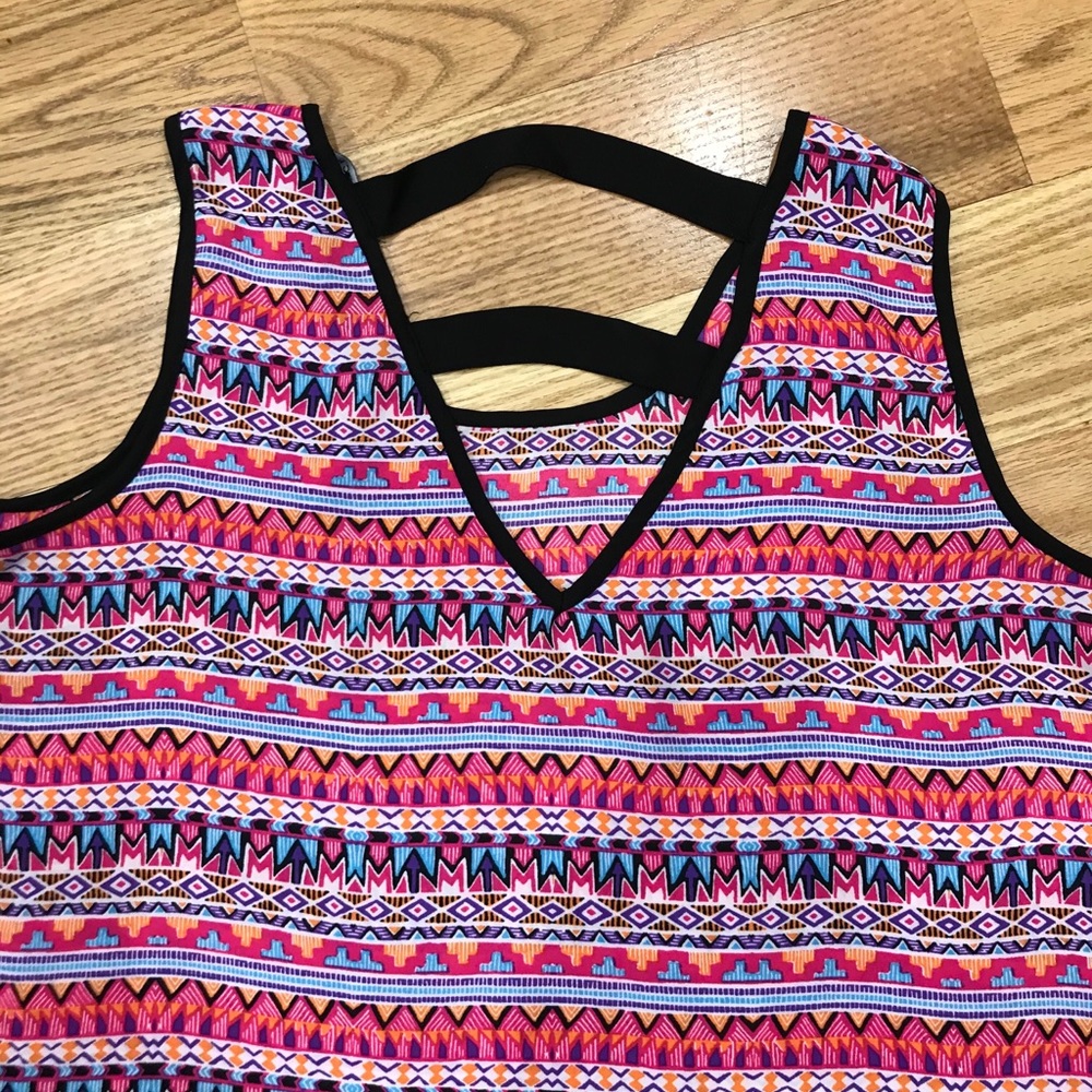 Zac & Rachel Multi-Color Top - Picture 2 of 5
